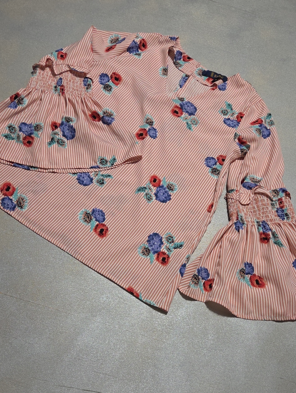 Women’s Pink Striped Floral Blouse with Smocked Sleeves Nwots
